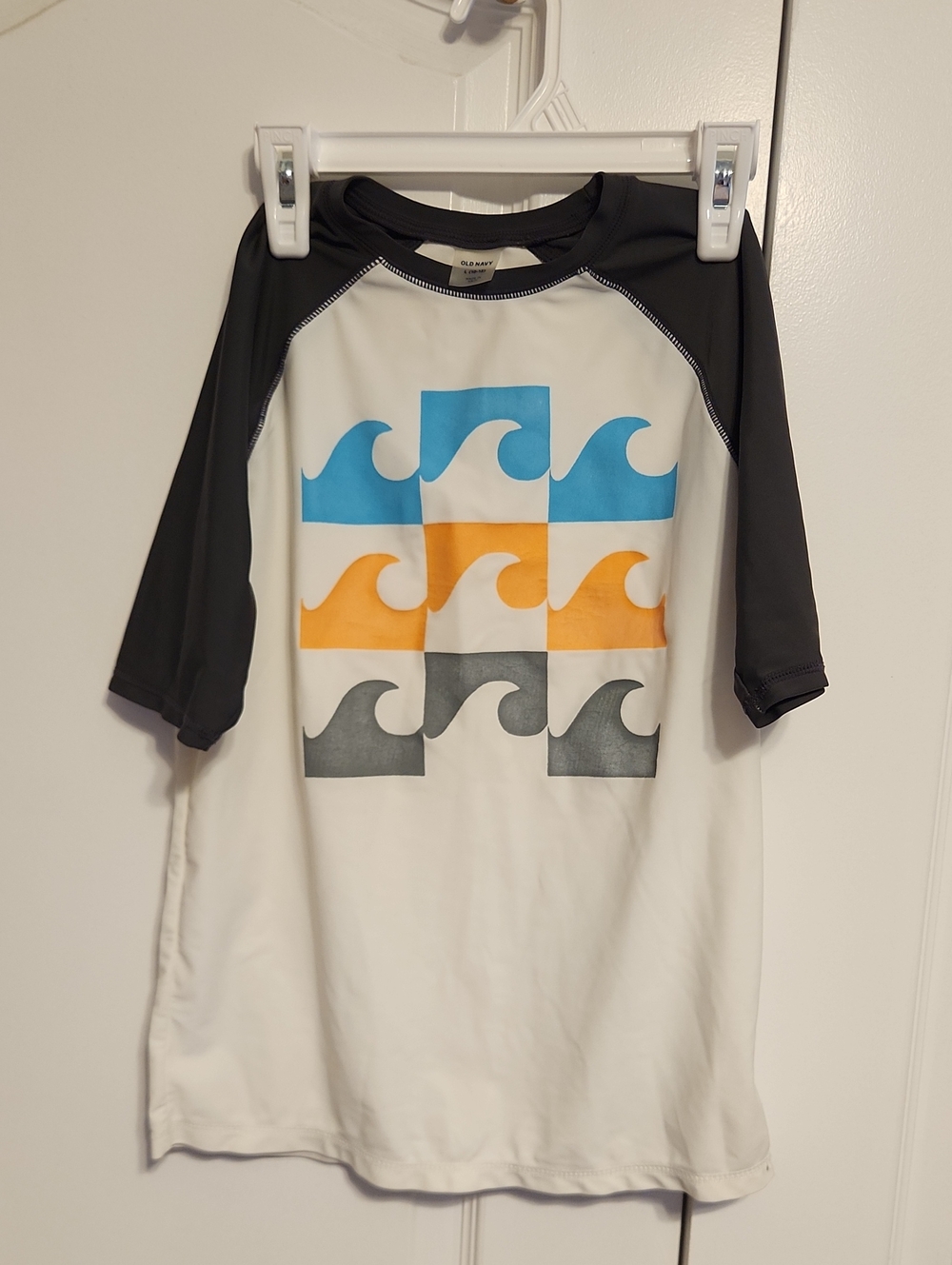 Old Navy Kids White Rash Guard with Blue, Orange & Gray Wave Blocks